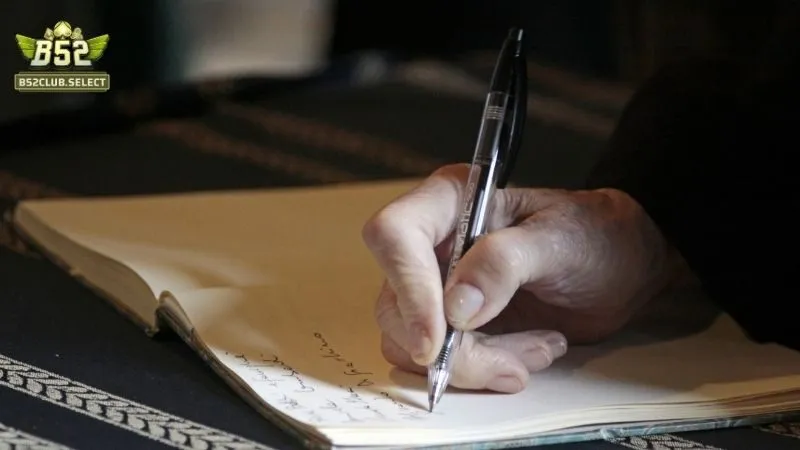 tac gia anh hoang 2 Tác giả